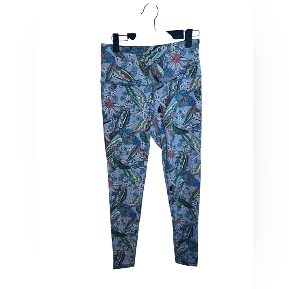 Victoria’s Secret Knock Out Groovy Floral 7/8 Active Leggings